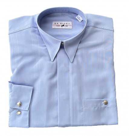 Vintage designer shirt made of microfiber in light blue. Lightweight, breathable and wrinkle-free. Perfect for retro looks and stylish outfits.